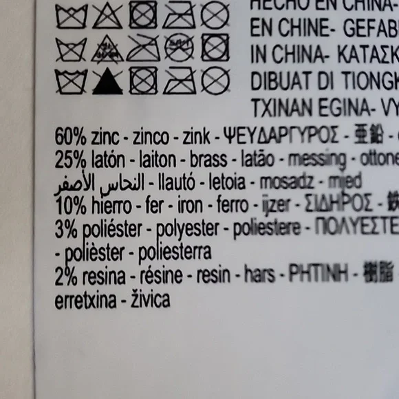 ZARA Pack of 3 Medallion Horn Neckaces - Picture 13 of 13